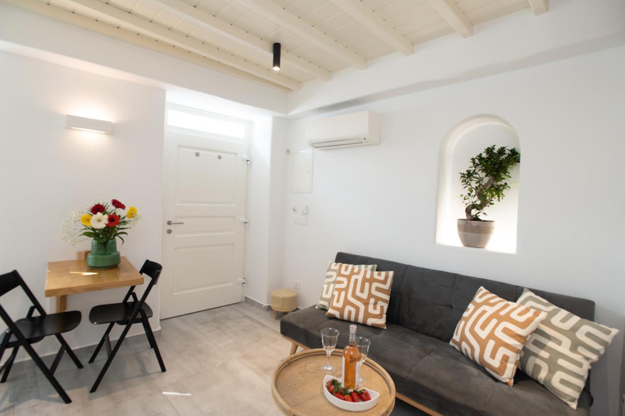 The Mykonos Bougainvillea Townhouse * Mykonos Town